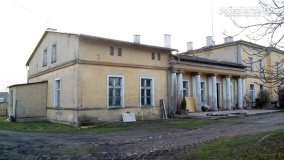 Dwór Złotnickich w Chraplewie