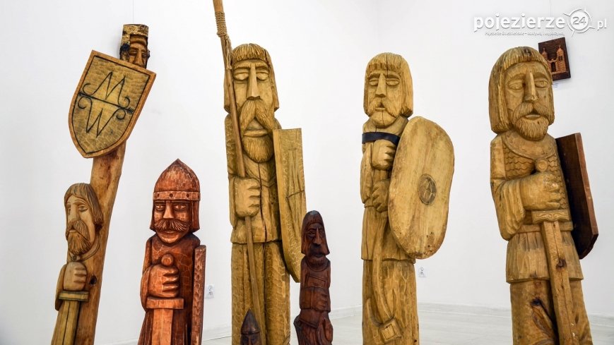 Wystawa rzeźby Eugeniusza Izdebskiego w żnińskim muzeum