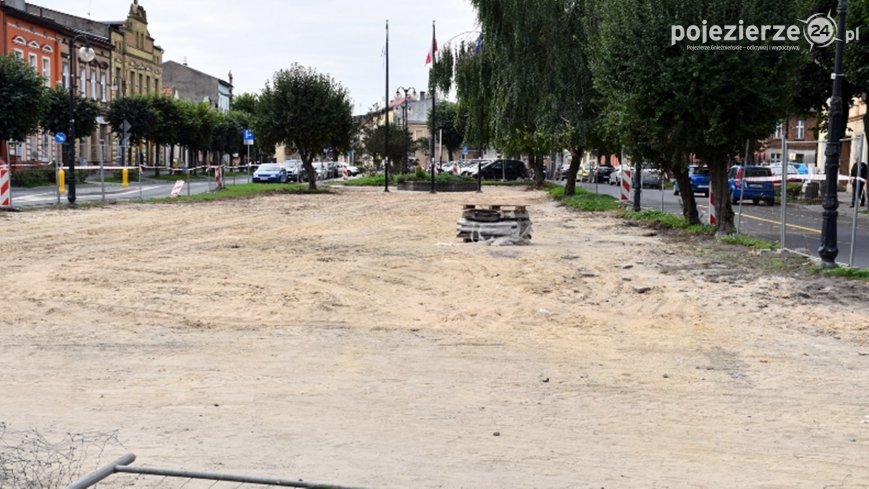 Rynek w Pakości wypięknieje