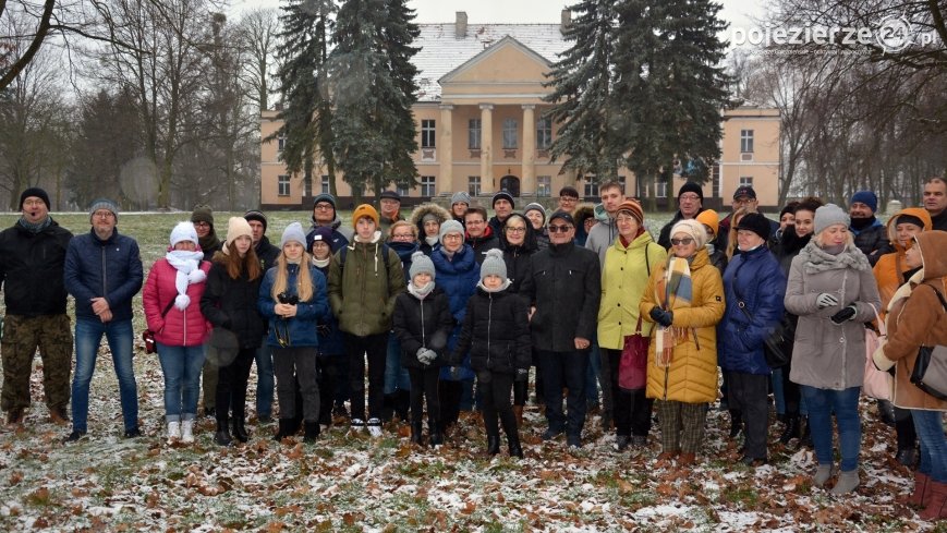 Poznali tajemnice pałacu w Niechanowie