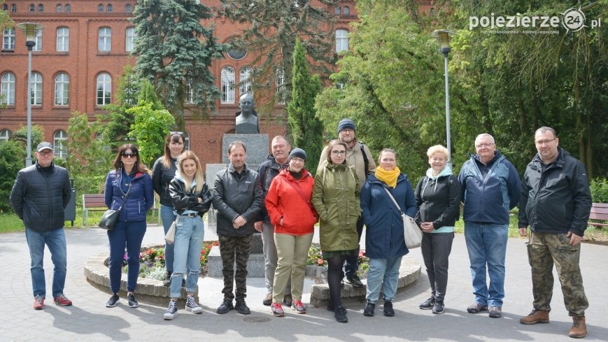 Z muzeum „Dziekanki” przez „doły śmierci” do tajemnic... gorzelni 