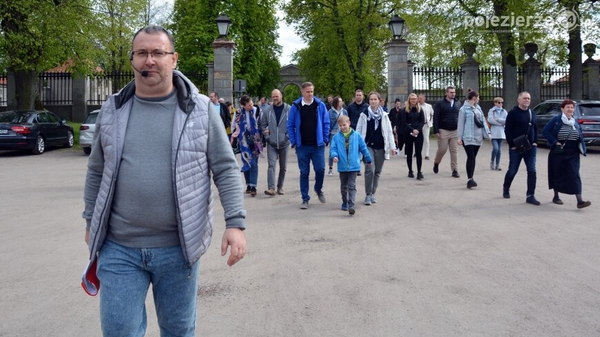 Majowe popołudnie w pałacu w Czerniejewie