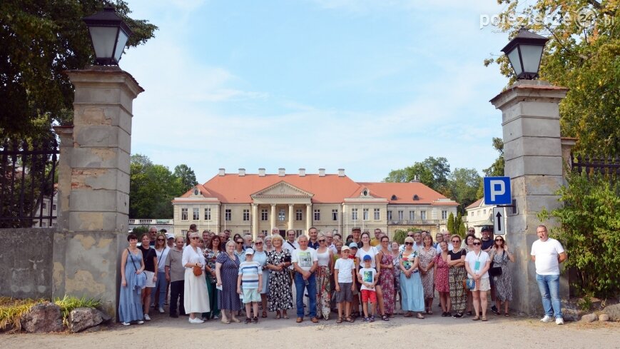 Sierpniowe popołudnie w pałacu w Czerniejewie