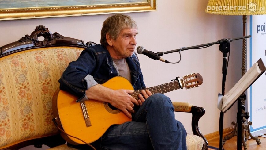 Zapraszamy do pałacu w Rybieńcu na koncert aktora filmowego i teatralnego, pieśniarza Lecha Dyblika!