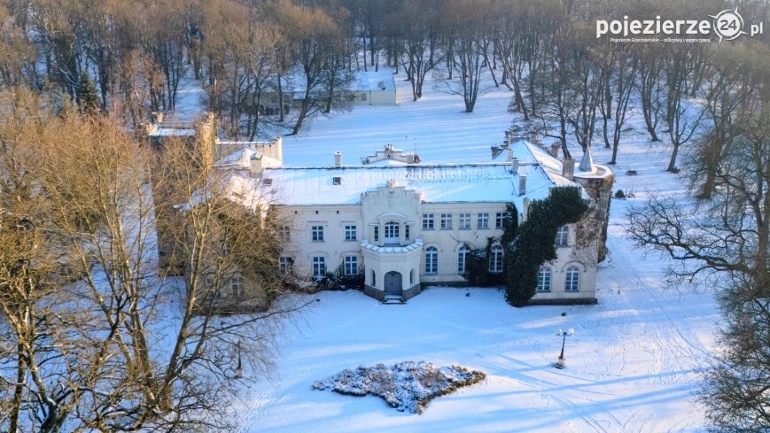 Szukamy fotografii pałacu w Krześlicach z okresu międzywojennego