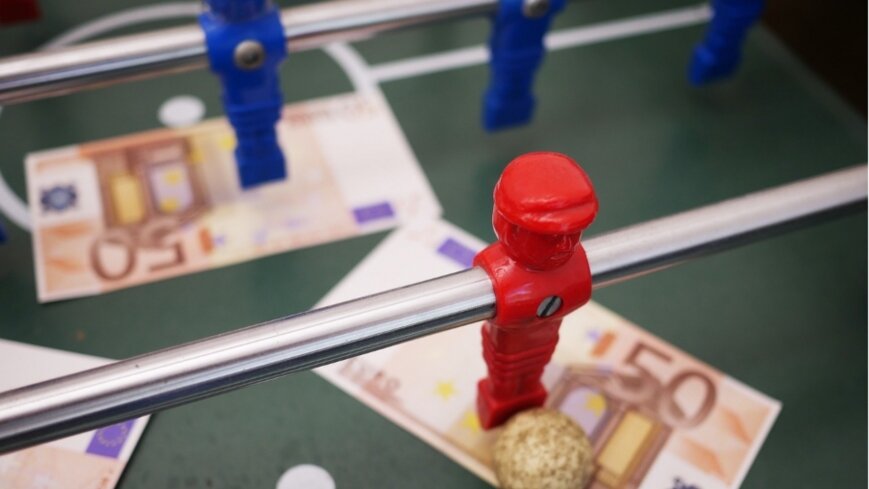 Co było popularniejsze w Polsce w ostatnich latach - automaty online czy zakłady sportowe?