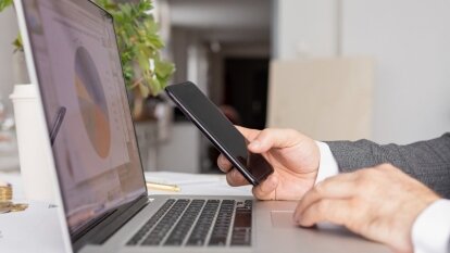 Tempo adaptacji technologii w branży usług internetowych w Polsce