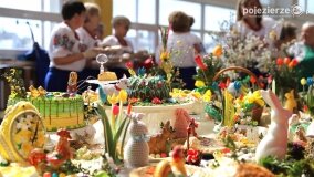 Wielkanocny klimat na prezentacji stołów w Rogowie i jarmarku w Piechcinie