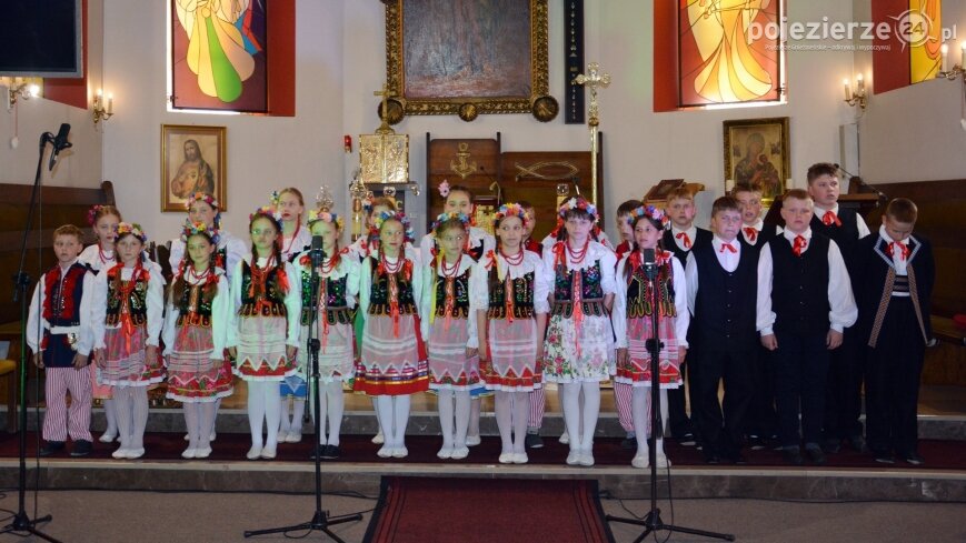 Wzruszający koncert polskiego zespołu „Gromada” z Litwy w kościele w Modliszewku!