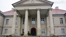 Ostatnie w 2025 roku zwiedzanie pałacu w Czerniejewie - zdjęcie 6