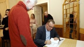 „Raport Habera” – fantastyczna premiera książki w zjawiskowym pałacu! - zdjęcie 89