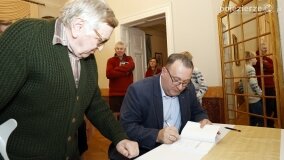 „Raport Habera” – fantastyczna premiera książki w zjawiskowym pałacu! - zdjęcie 85