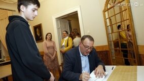 „Raport Habera” – fantastyczna premiera książki w zjawiskowym pałacu! - zdjęcie 76