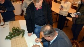 „Raport Habera” – fantastyczna premiera książki w zjawiskowym pałacu! - zdjęcie 75