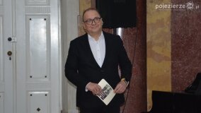 „Raport Habera” – fantastyczna premiera książki w zjawiskowym pałacu! - zdjęcie 66