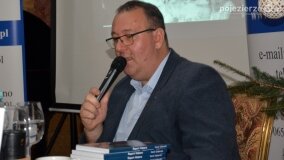 „Raport Habera” – fantastyczna premiera książki w zjawiskowym pałacu! - zdjęcie 49