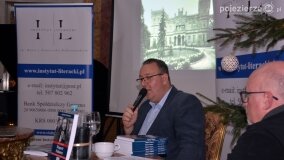 „Raport Habera” – fantastyczna premiera książki w zjawiskowym pałacu! - zdjęcie 45