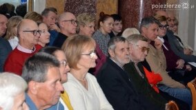 „Raport Habera” – fantastyczna premiera książki w zjawiskowym pałacu! - zdjęcie 34