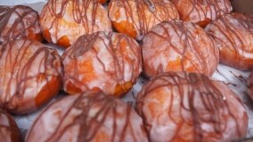 Tłusty Czwartek w Gminie Gniezno po raz kolejny przyciągnął miłośników wyjątkowych, domowych pączków - zdjęcie 4