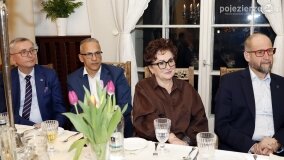 Fantastyczny wieczór! Benefis okazji 30 lat pracy i 50 urodzin! - zdjęcie 38