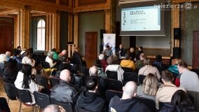 Dyskutowali o mrocznej tajemnicy szpitala „Dziekanka” - zdjęcie 32