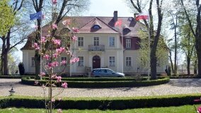 Magiczny pałac Rybieniec w wiosennej aurze… - zdjęcie 31