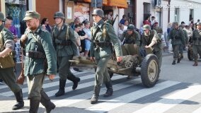 Łabiszyńskie Spotkania z Historią z pokazem szabli, koni i ułanów - zdjęcie 43