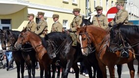 Łabiszyńskie Spotkania z Historią z pokazem szabli, koni i ułanów - zdjęcie 33