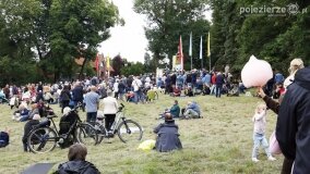 Rzesze wiernych na odpuście w Sanktuarium Maryjnym w Dąbrówce Kościelnej - zdjęcie 6