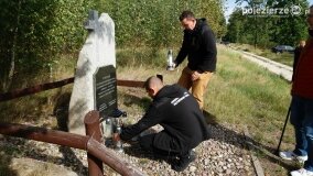 Fundacja Historyczna oddała hołd ofiarom niemieckiej zbrodni w szpitalu „Dziekanka” - zdjęcie 7