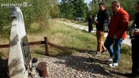 Fundacja Historyczna oddała hołd ofiarom niemieckiej zbrodni w szpitalu „Dziekanka” - zdjęcie 5