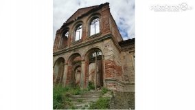 Romantyczna ruiny w Dąbrówce Ludomskiej - zdjęcie 31