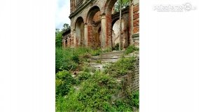 Romantyczna ruiny w Dąbrówce Ludomskiej - zdjęcie 11