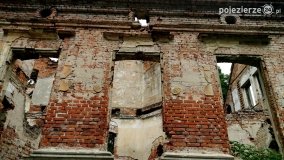 Romantyczna ruiny w Dąbrówce Ludomskiej - zdjęcie 10