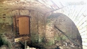 Romantyczna ruiny w Dąbrówce Ludomskiej - zdjęcie 2