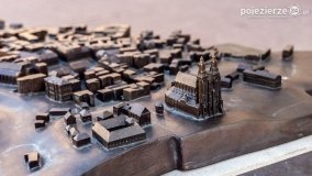 Gniezno – chodzą ulicami turyści... - zdjęcie 24