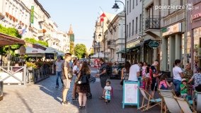 Gniezno – chodzą ulicami turyści... - zdjęcie 14