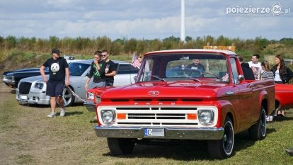 Zlot Aut Amerykańskich i Zabytkowych