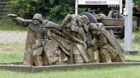 Członkowie Fundacji Historycznej odkrywali sekrety Bornego Sulinowa - zdjęcie 6