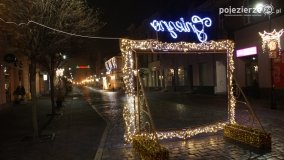Iluminacje świąteczne: Gniezno - zdjęcie 17