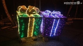 Inowrocław nocą, rozświetlony iluminacją świąteczną - zdjęcie 22