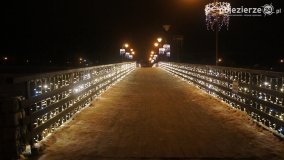 Inowrocław nocą, rozświetlony iluminacją świąteczną - zdjęcie 4