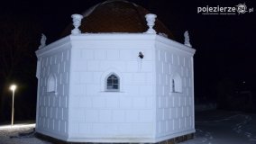 Kaplica rodziny Lange nocą - zdjęcie 14