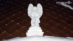 Kaplica rodziny Lange nocą - zdjęcie 11