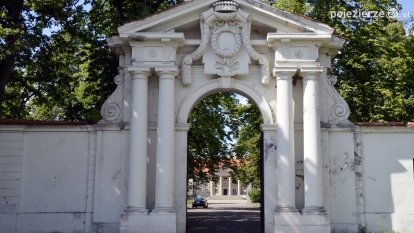 Magiczny pałac w Czerniejewie