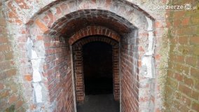 Wieża ciśnień w Janowcu Wlkp. przed rewitalizacją - zdjęcie 20