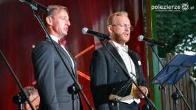 W Łabiszynie zagościła moda i pieśń z czasów II wojny światowej - zdjęcie 31