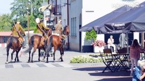 W Łabiszynie zagościła moda i pieśń z czasów II wojny światowej - zdjęcie 9