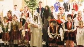 Dzieci z Budzynia oczarowały barcińskich parafian - zdjęcie 15