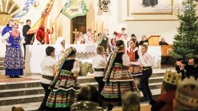 Dzieci z Budzynia oczarowały barcińskich parafian - zdjęcie 11